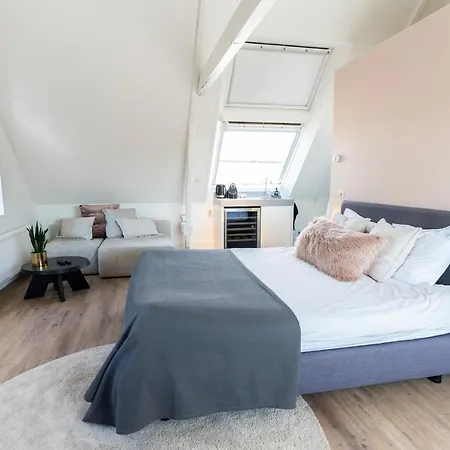 Gravenstraat Bed & Breakfast 3*
